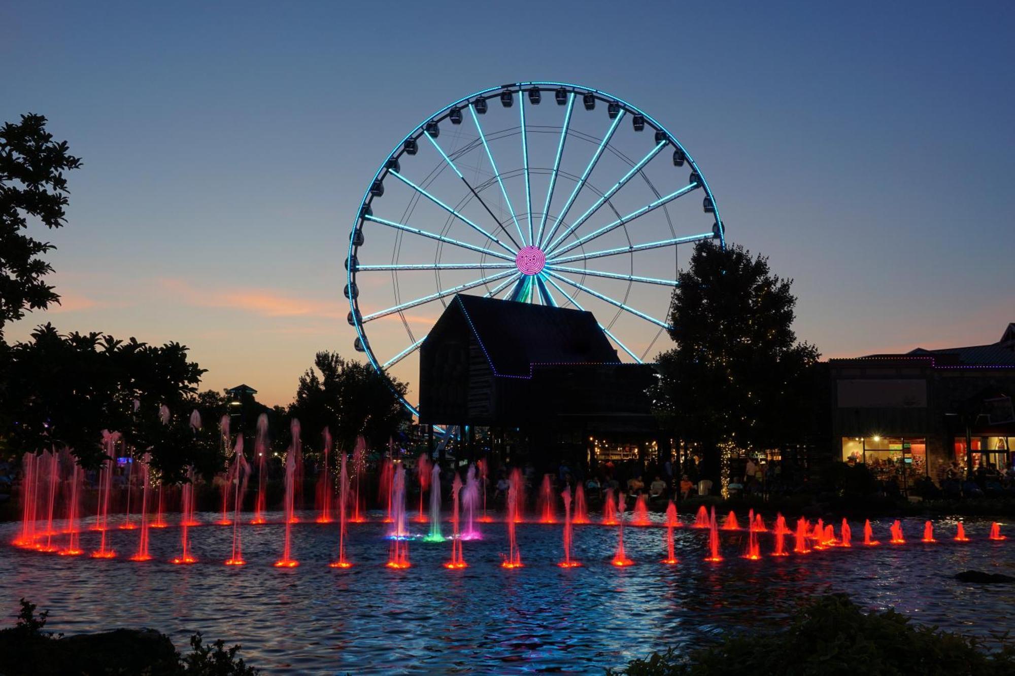 Always Kiss Me Goodnight- Hot Tub, You Get 1089 Of Free Area Attraction Tickets For Each Paid Day! Pigeon Forge Exterior foto